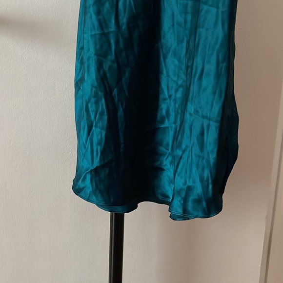 Victoria’s Secret slip - Picture 10 of 10